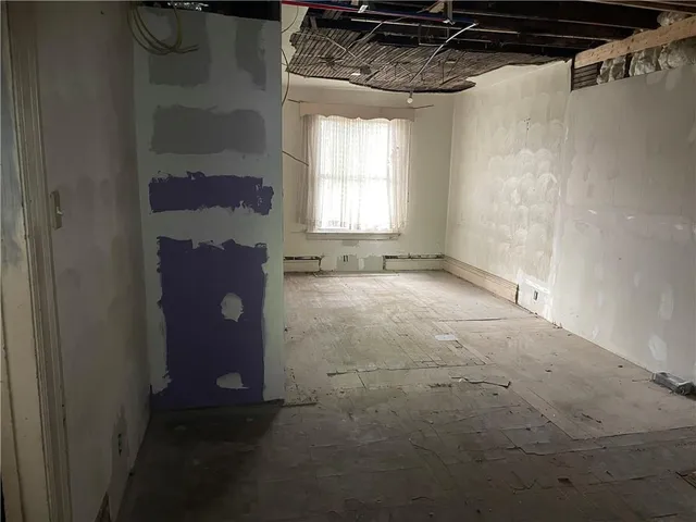 $40,000 | 419 Robinson Street, Pitcairn, PA 15140