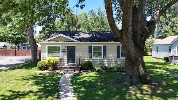 $158,000 | 1620 East Blackford Avenue, Evansville, IN 47714