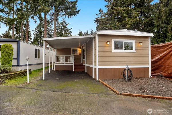 $150,000 | 7301 Northeast 175th Street, Unit 209, Kenmore, WA 98028