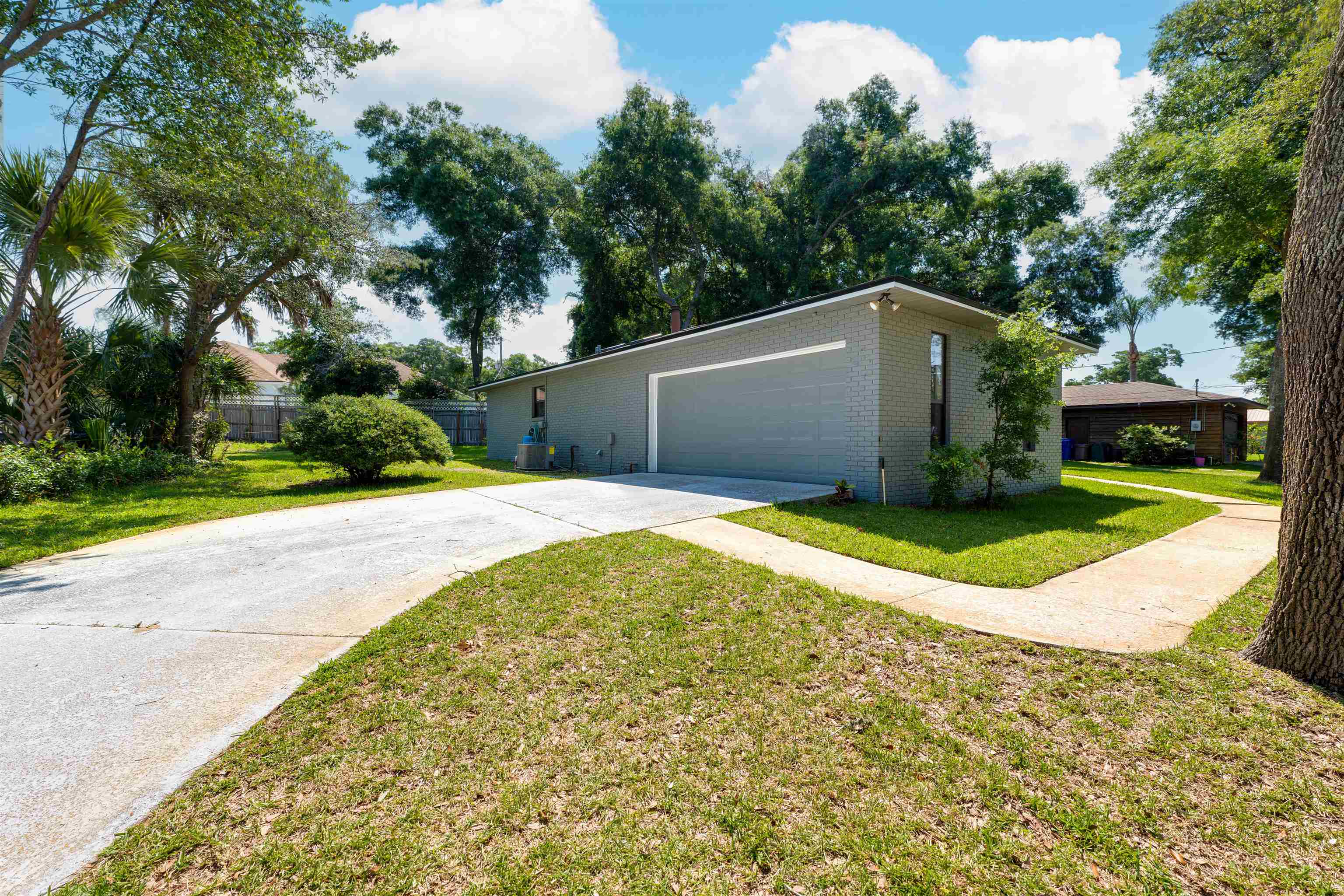 313 Cypress Road St. Augustine, FL 32086 - Photo 25 of 27 a view of a backyard