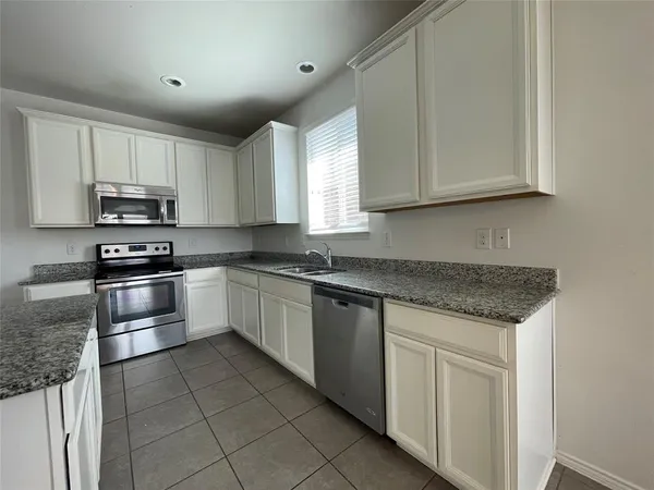 $2,195 | 2408 Barzona Drive, Fort Worth, TX 76131
