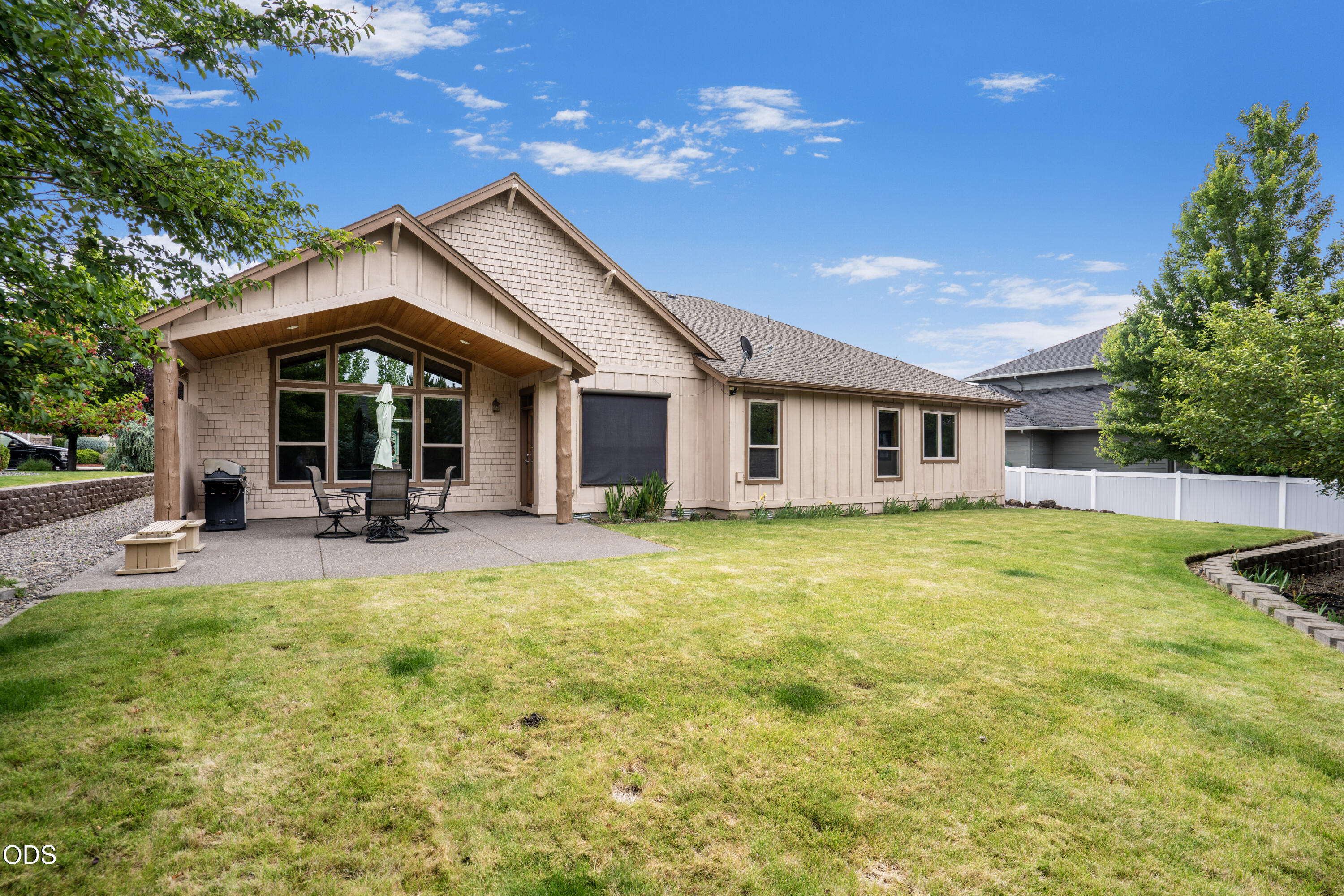 3571 Southwest 36th Place Redmond, OR 97756 - Photo 27 of 39