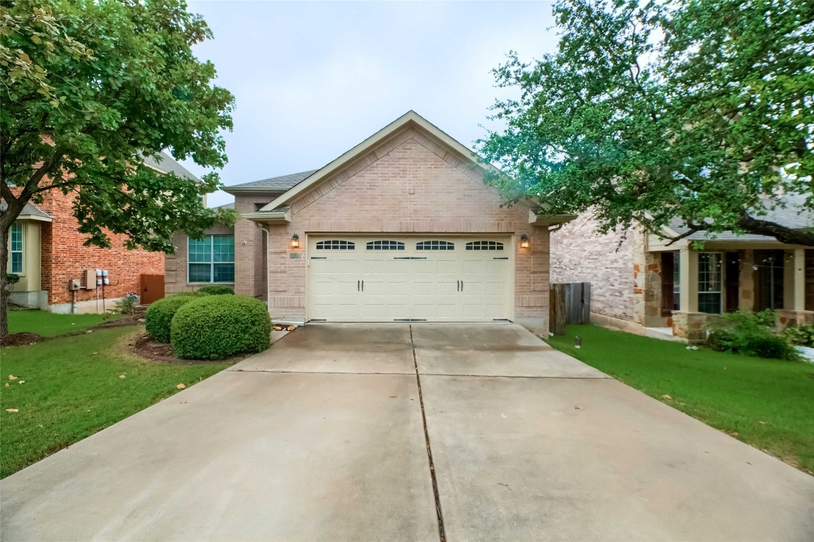 a view of outdoor space yard and garage