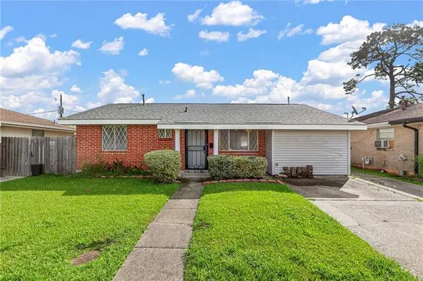 $160,000 | 5153 Mount Shasta Drive, Marrero, LA 70072