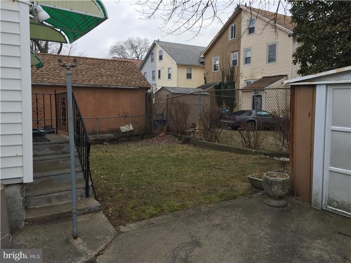 108 East Providence Road Yeadon, PA 19050 - Photo 14 of 15 Back Yard