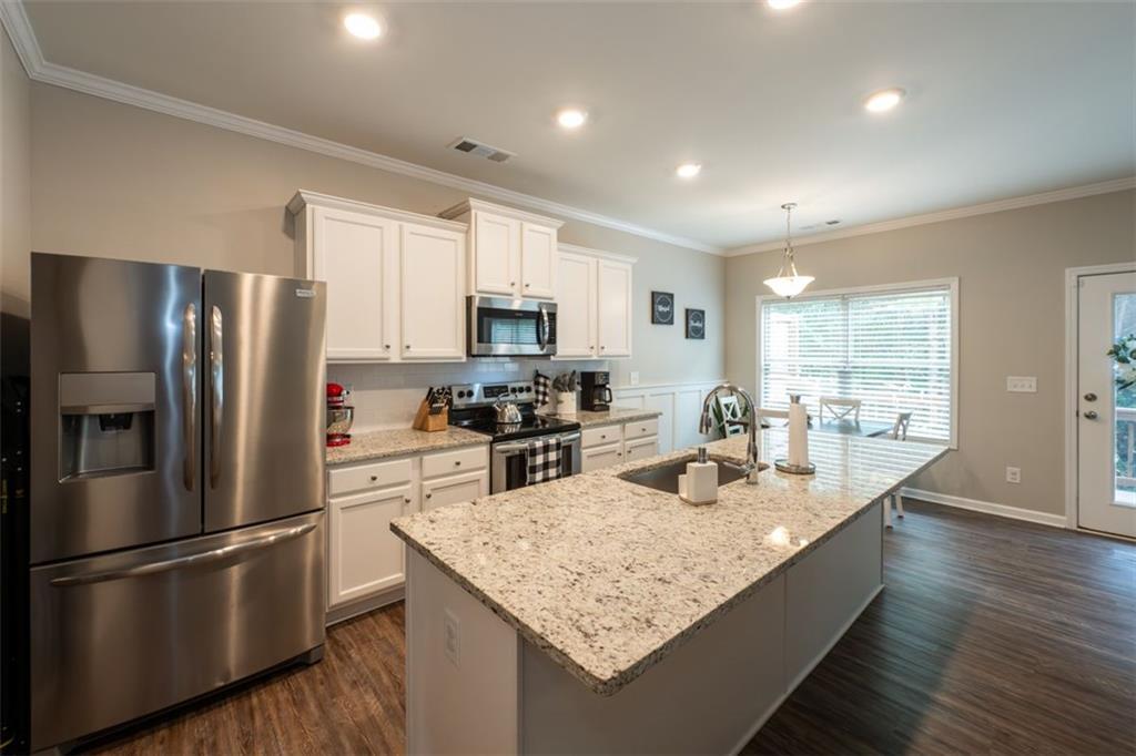 819 Ash Street Canton, GA 30114 - Photo 6 of 33
