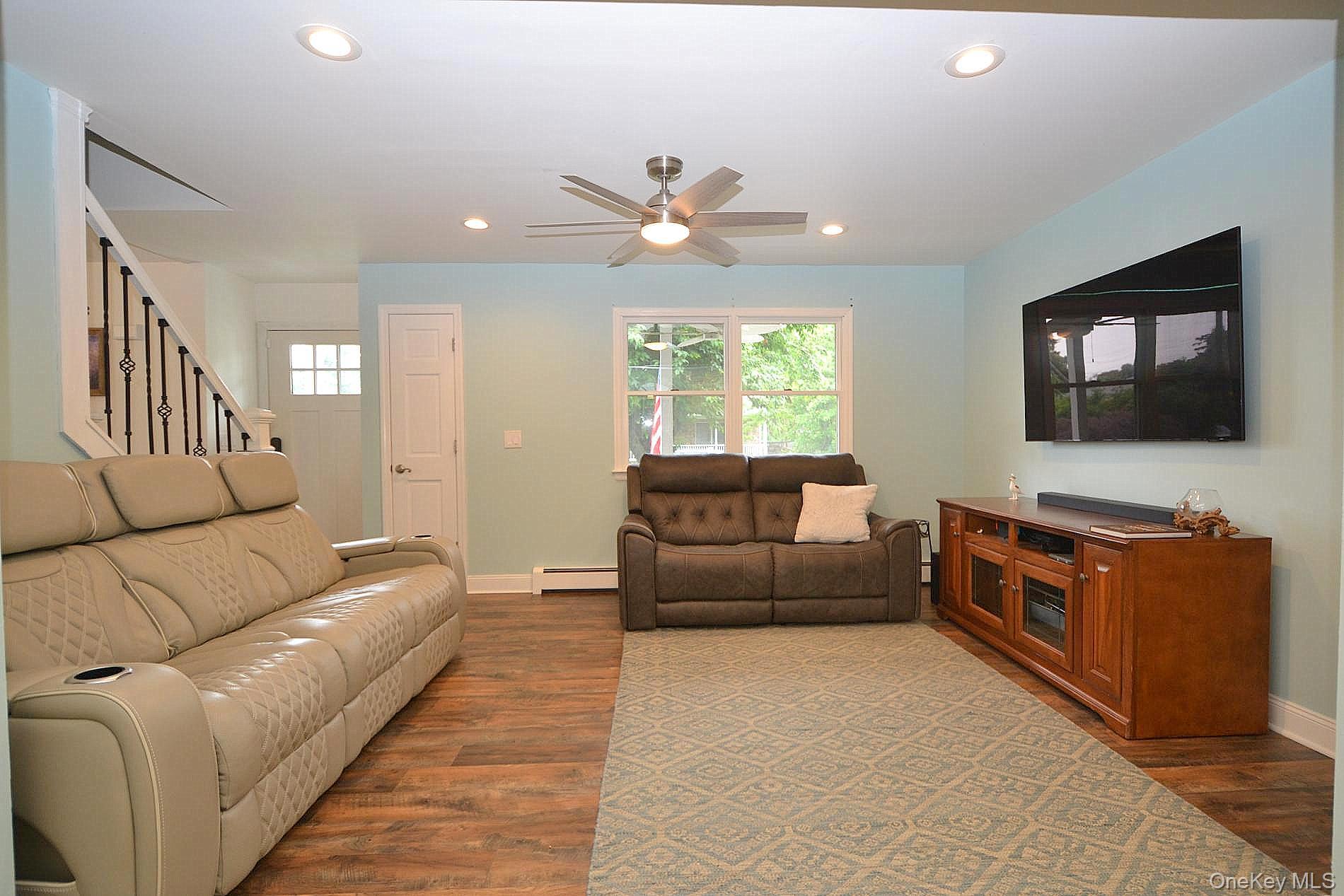 19 Fountain Road Rocky Point, NY 11778 - Photo 16 of 32
