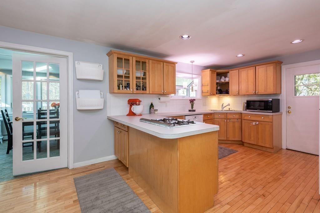 16 Rocky Hill Road Andover, MA 01810 - Photo 15 of 42 Gallery Image 15