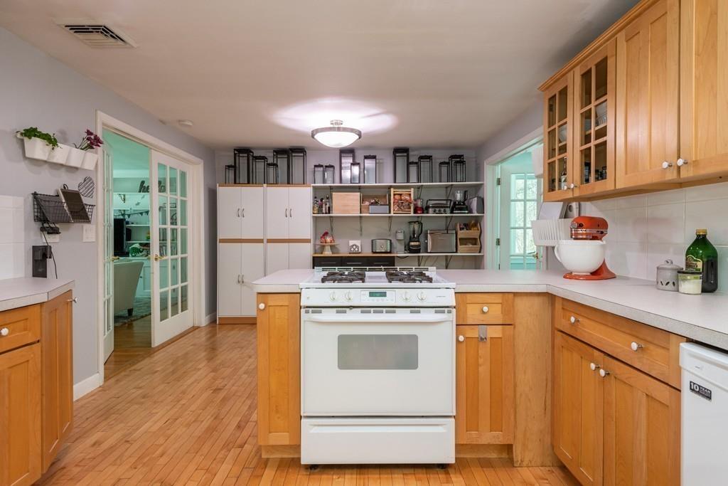 16 Rocky Hill Road Andover, MA 01810 - Photo 17 of 42 Gallery Image 17