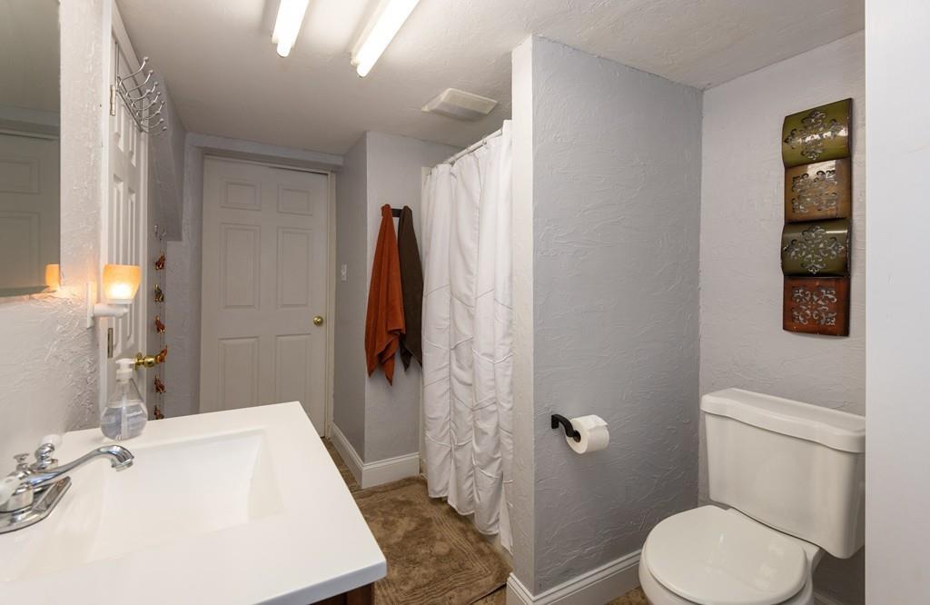 16 Rocky Hill Road Andover, MA 01810 - Photo 32 of 42 Gallery Image 32