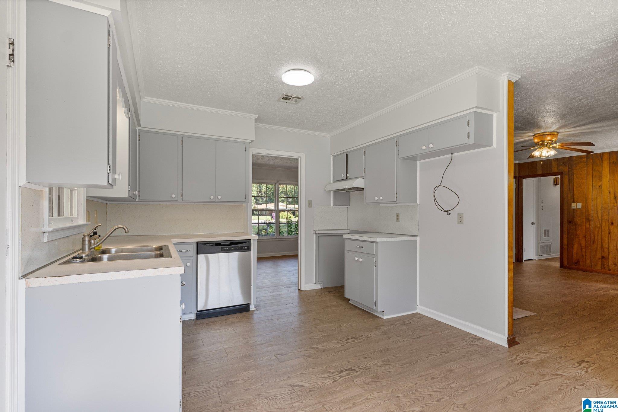 321 Hinson Road Montgomery, AL 36108 - Photo 10 of 39