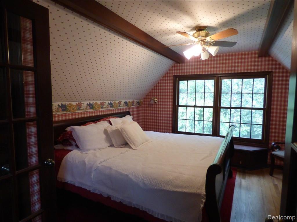 299 East Hurd Road Monroe, MI 48162 - Photo 25 of 46 P1320160.JPG