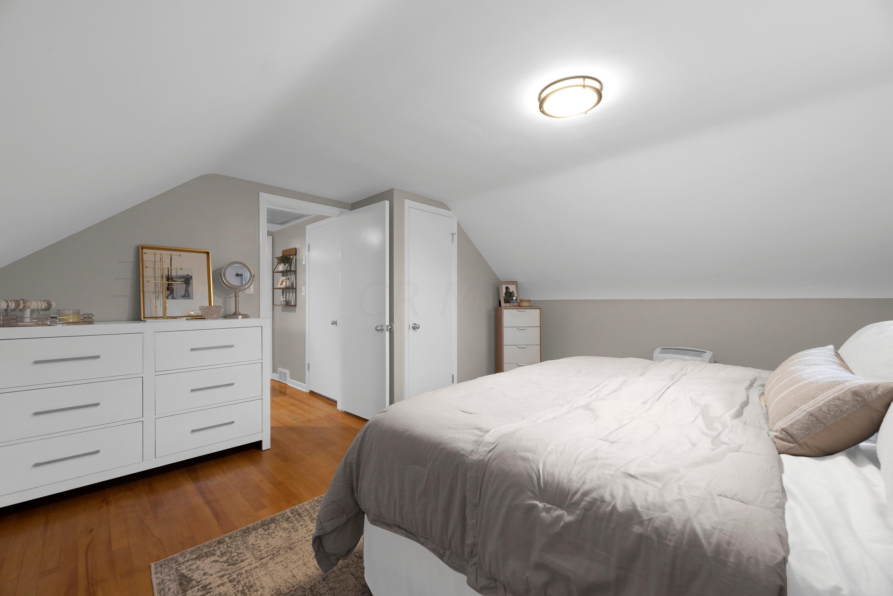3155 Whitehead Road Columbus, OH 43204 - Photo 28 of 49 MAR_5695