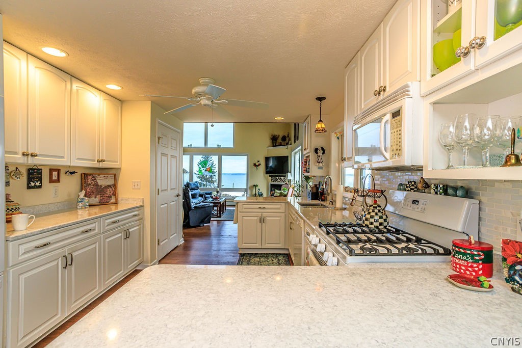 2439 Wilson Point Road Canastota, NY 13032 - Photo 16 of 47