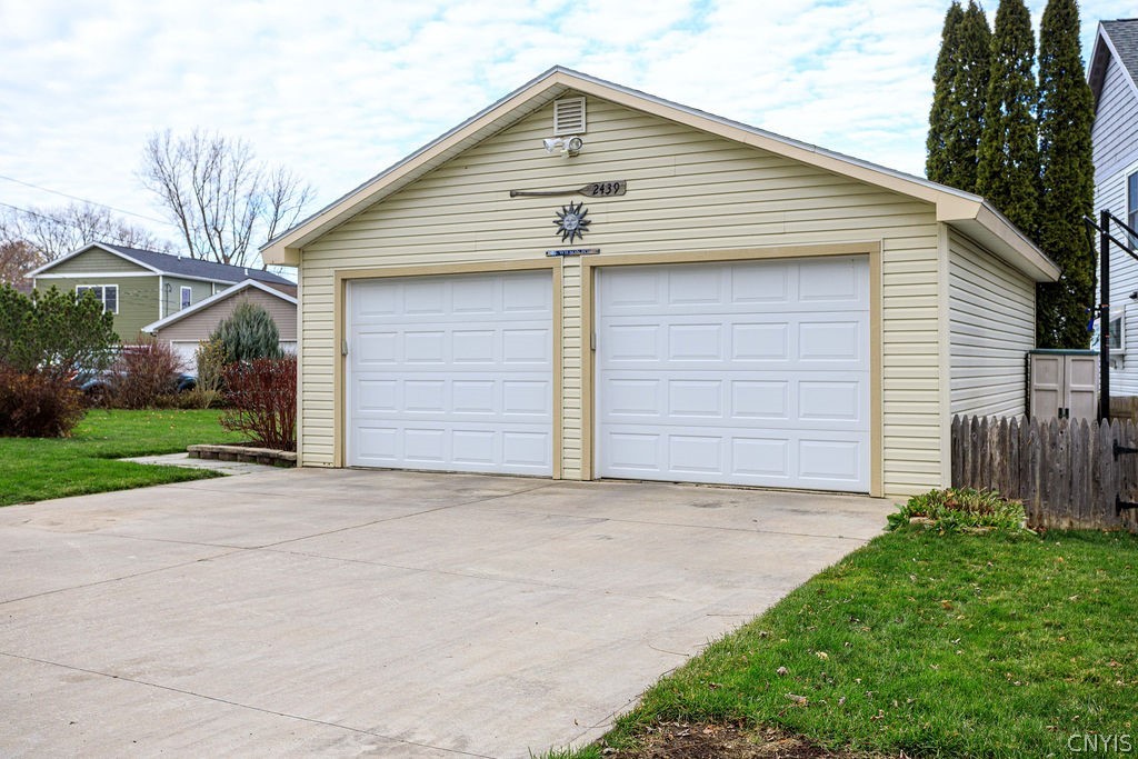 2439 Wilson Point Road Canastota, NY 13032 - Photo 45 of 47