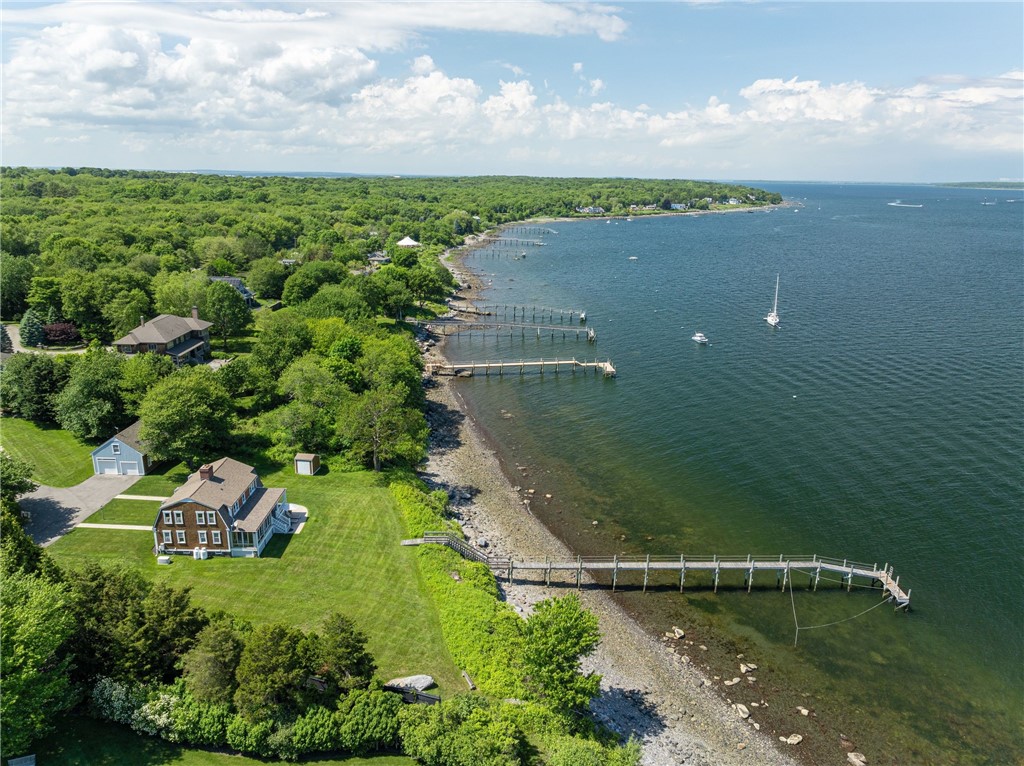 376 East Shore Road Jamestown, RI 02835 - Photo 6 of 37