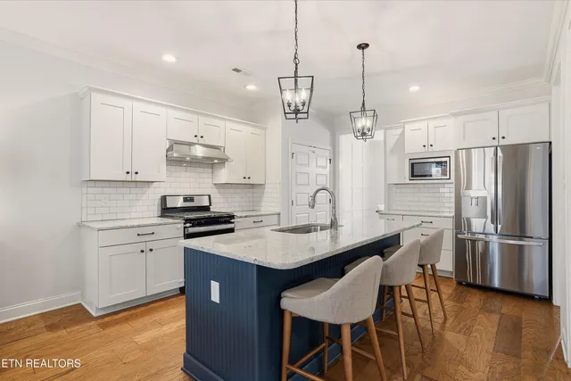 $565,000 | 7254 Willow Park Lane, Knoxville, TN 37931