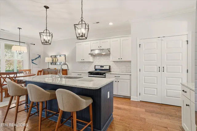 $565,000 | 7254 Willow Park Lane, Knoxville, TN 37931