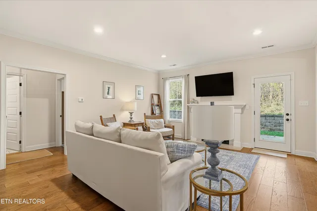 $565,000 | 7254 Willow Park Lane, Knoxville, TN 37931