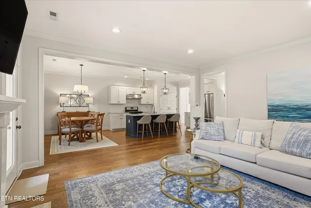 $565,000 | 7254 Willow Park Lane, Knoxville, TN 37931