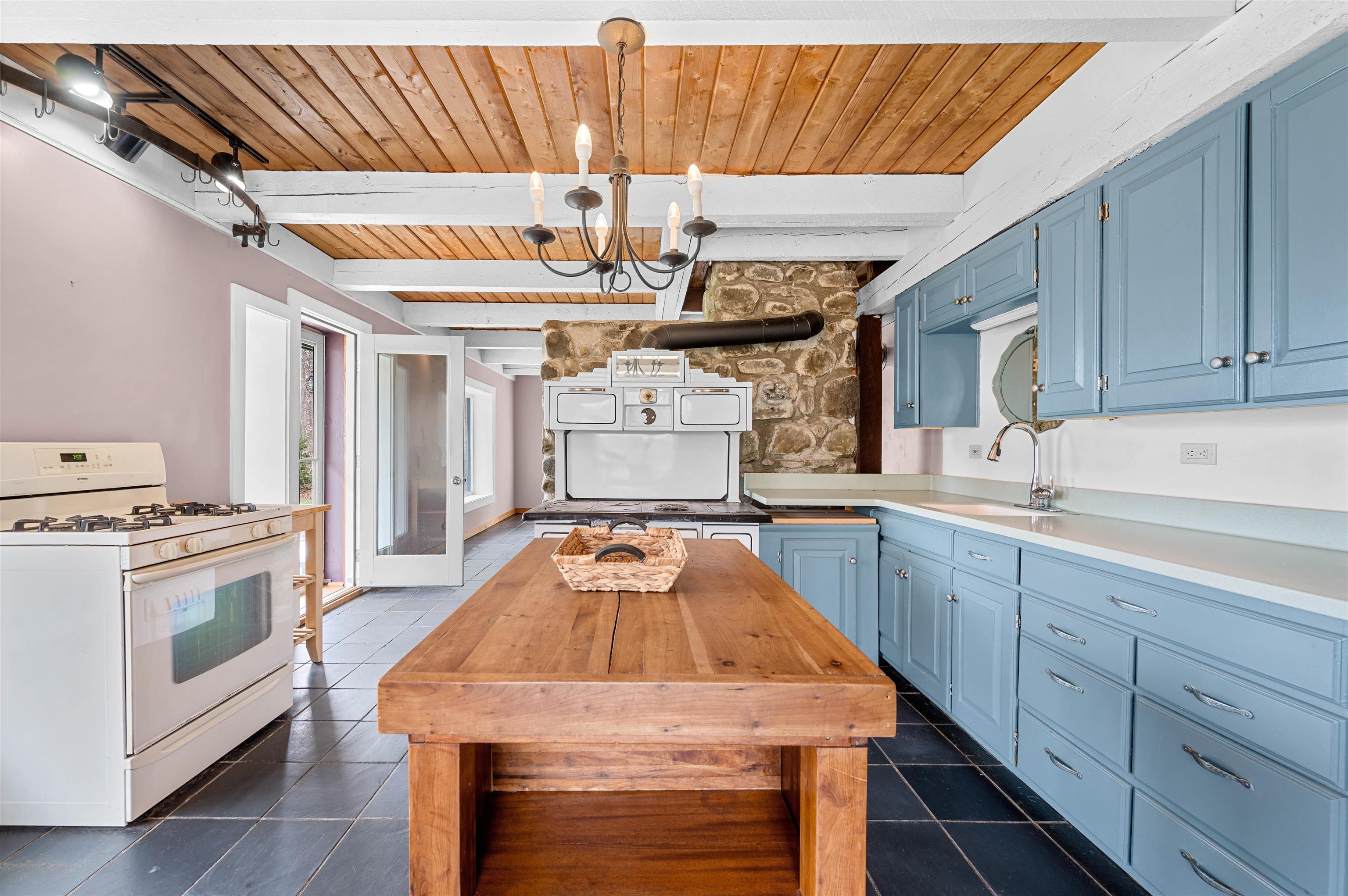 518 Hampshire Hill Road Worcester, VT 05682 - Photo 21 of 60