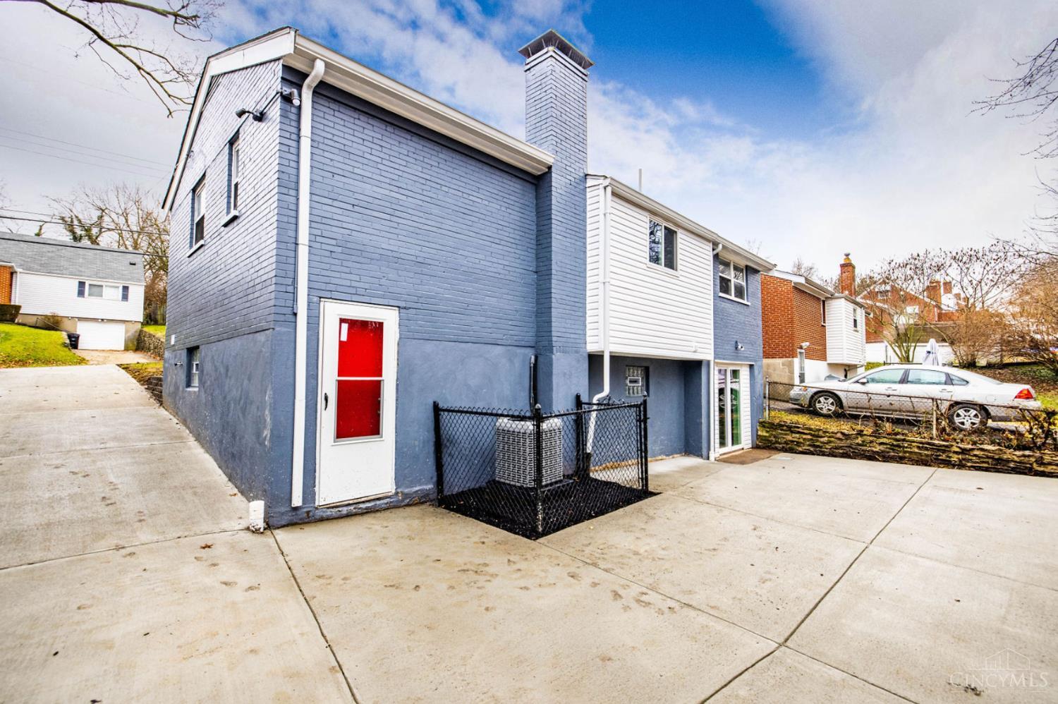 4284 Foley Road Cincinnati, OH 45205 - Photo 30 of 34