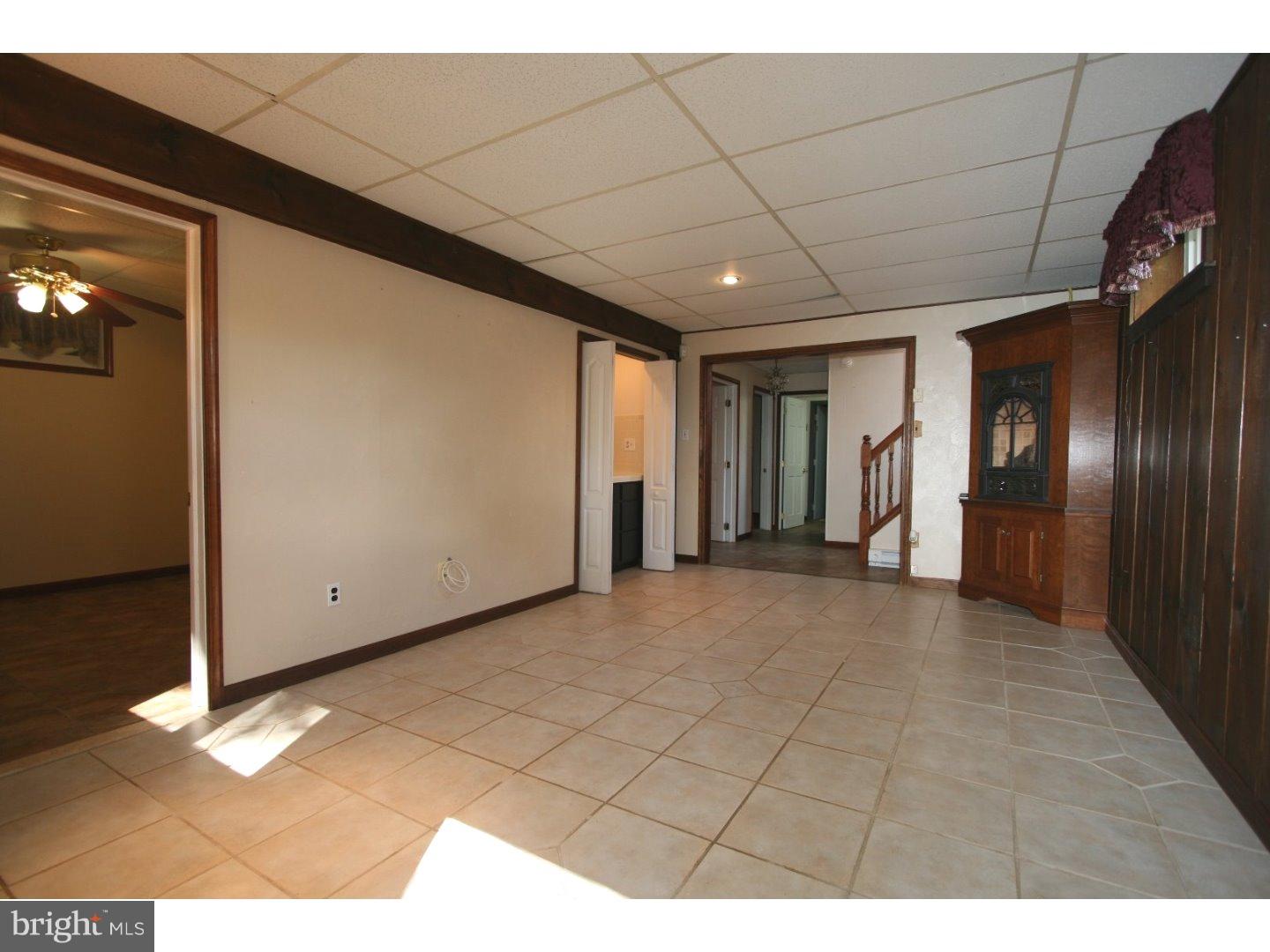 5500 Chelsea Road Aston, PA 19014 - Photo 16 of 25 Family Room