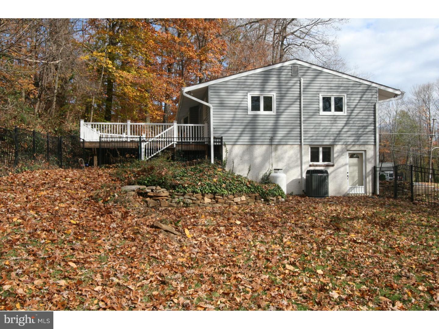 5500 Chelsea Road Aston, PA 19014 - Photo 24 of 25 Exterior Side