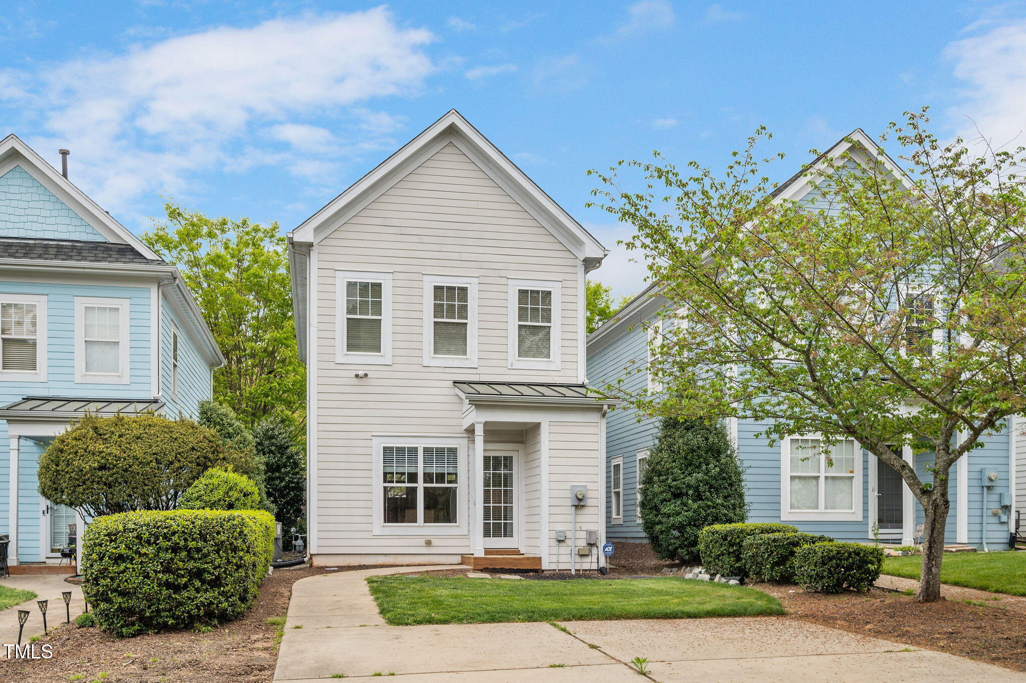 7819 ACC Boulevard Raleigh, NC 27617 - Photo 3 of 12 Driveway Entrance