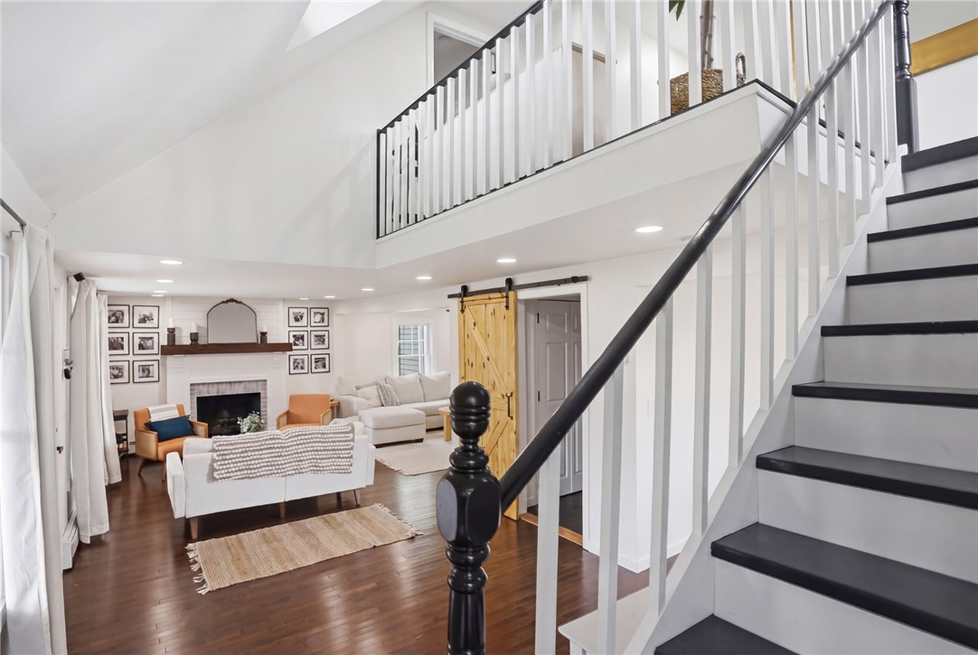 8 Emery Road Warren, RI 02885 - Photo 13 of 24