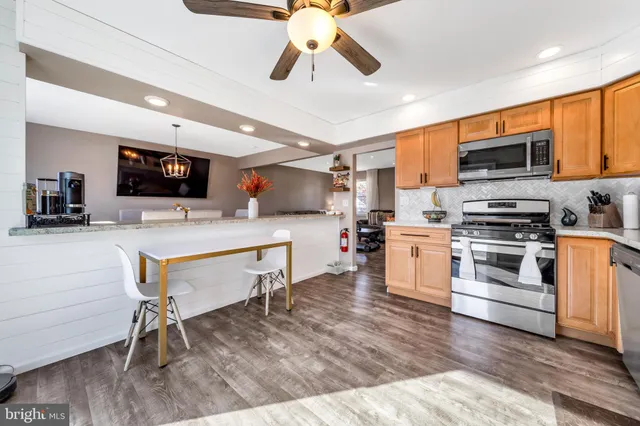 $525,000 | 121 Marlborough Avenue, Mount Ephraim, NJ 08059