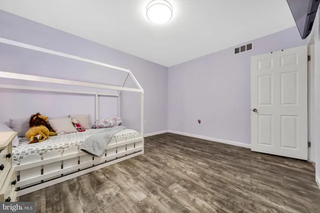 $525,000 | 121 Marlborough Avenue, Mount Ephraim, NJ 08059