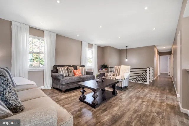 $525,000 | 121 Marlborough Avenue, Mount Ephraim, NJ 08059