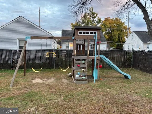 $525,000 | 121 Marlborough Avenue, Mount Ephraim, NJ 08059