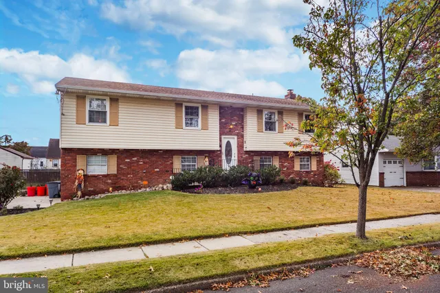 $525,000 | 121 Marlborough Avenue, Mount Ephraim, NJ 08059