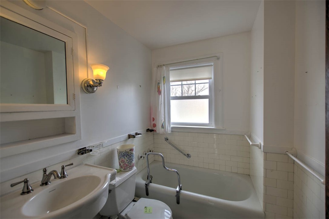 160 North Taylor Avenue Decatur, IL 62522 - Photo 24 of 31 Gallery Image 24