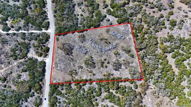 $175,000 | 114 County Road 2721, Mico, TX 78056