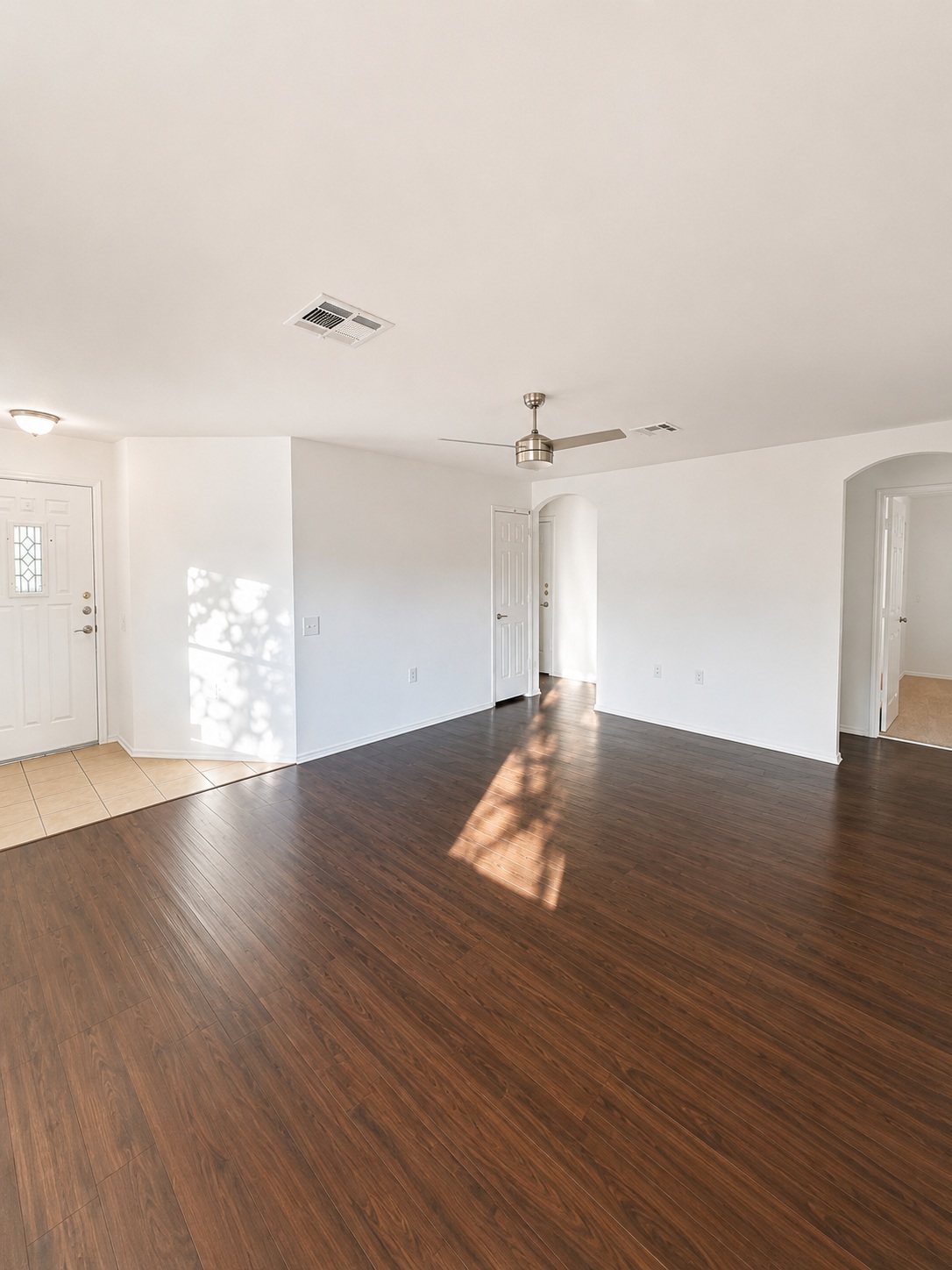 7101 Cayenne Lane Austin, TX 78741 - Photo 4 of 18