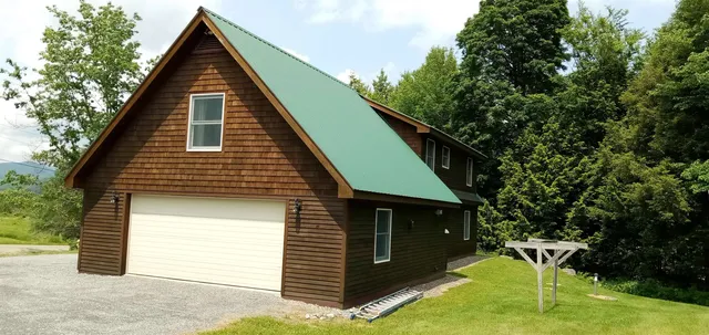 $750,000 | 195 Beacon Hill Road, Morristown, VT 05661