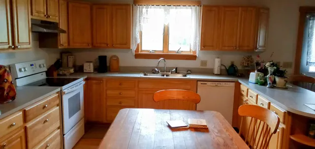 $750,000 | 195 Beacon Hill Road, Morristown, VT 05661