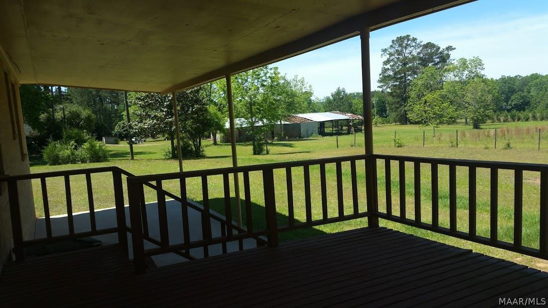 1819 Skipperville Road Ozark, AL 36360 - Photo 3 of 16 Gallery Image 3