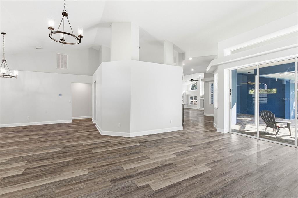 3042 Colonial Ridge Drive Brandon, FL 33511 - Photo 10 of 89