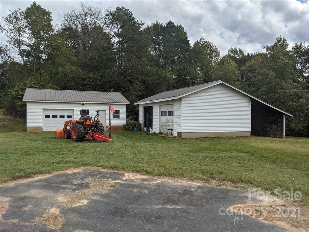 2079 Withers Road Maiden, NC 28650 - Photo 13 of 27 Gallery Image 13