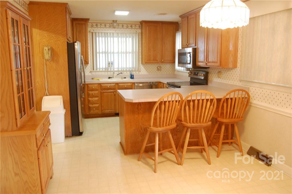 2079 Withers Road Maiden, NC 28650 - Photo 18 of 27 Gallery Image 18