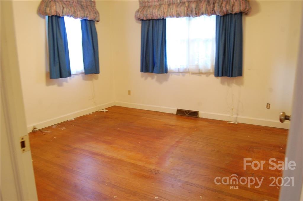 2079 Withers Road Maiden, NC 28650 - Photo 21 of 27 Gallery Image 21
