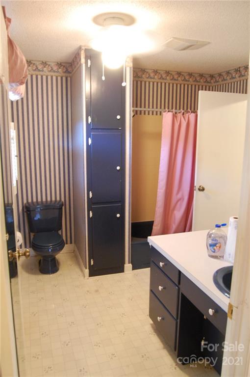 2079 Withers Road Maiden, NC 28650 - Photo 23 of 27 Gallery Image 23
