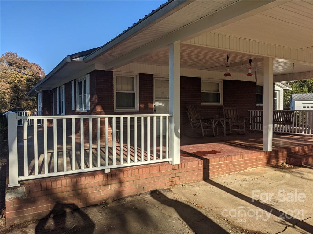 2079 Withers Road Maiden, NC 28650 - Photo 5 of 27 Gallery Image 5