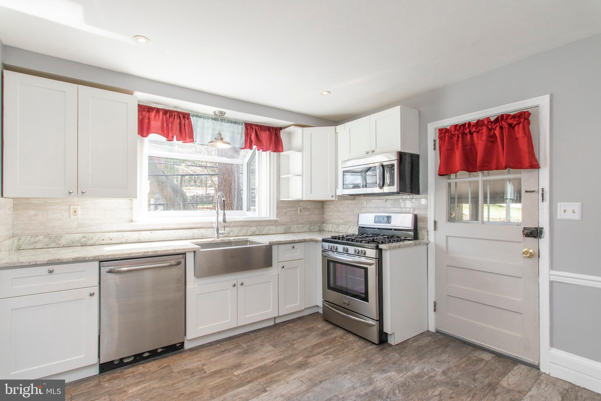 1139 Ashbourne Road Cheltenham, PA 19012 - Photo 15 of 58 Kitchen