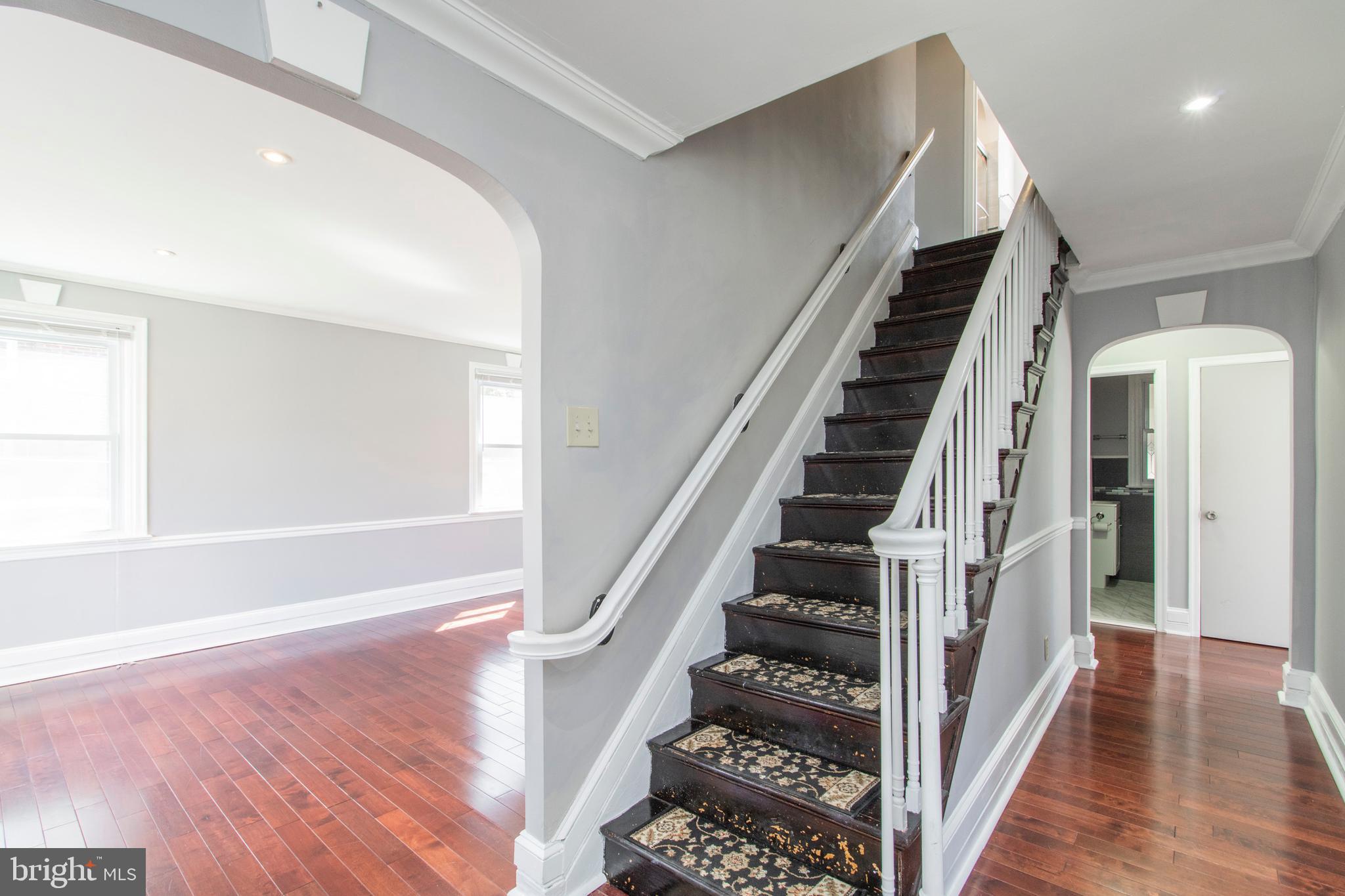 1139 Ashbourne Road Cheltenham, PA 19012 - Photo 8 of 58 Center Hall