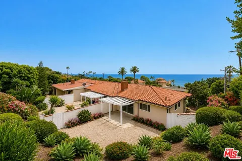 $3,399,000 | 7168 Birdview Avenue, Malibu, CA 90265